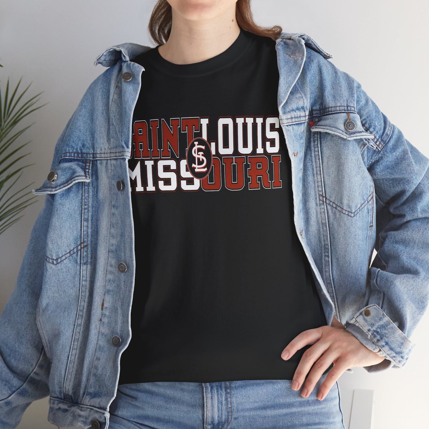 St Louis Missouri Unisex Tee in Red & White