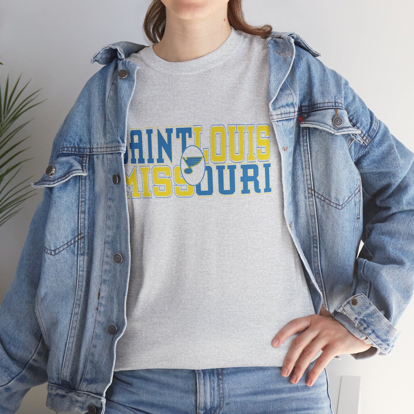 Saint Louis Missouri Tee in Blue & Gold Font