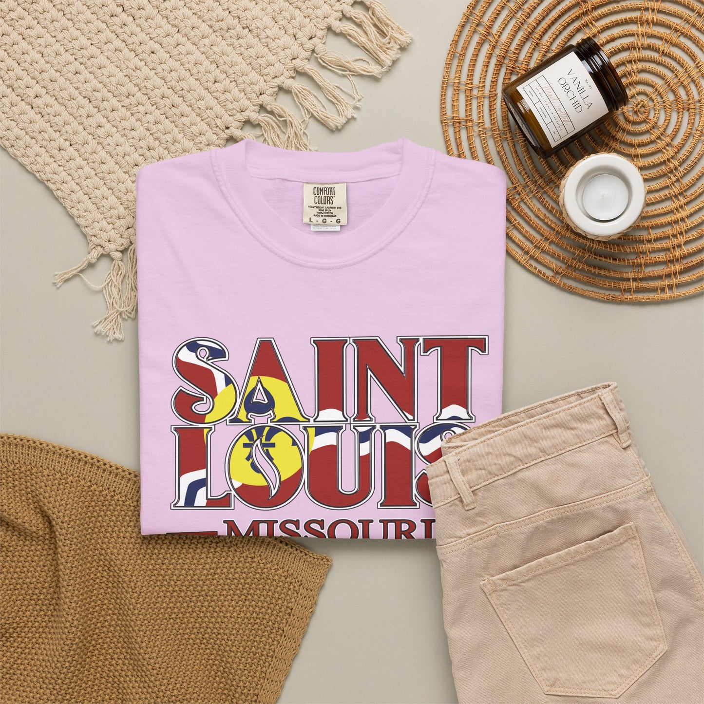 Saint Louis Missouri T-Shirt — Vintage St. Louis Flag Graphic Tee