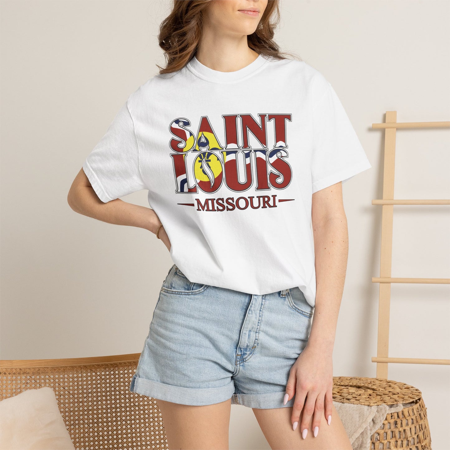 Saint Louis Missouri T-Shirt — Vintage St. Louis Flag Graphic Tee