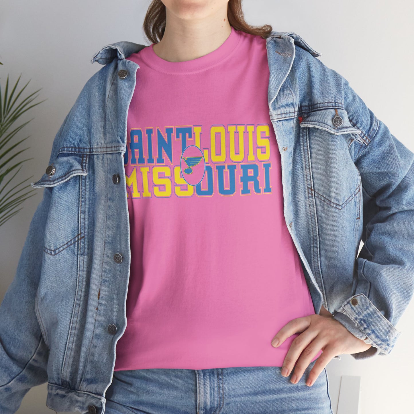 Saint Louis Missouri Tee in Blue & Gold Font