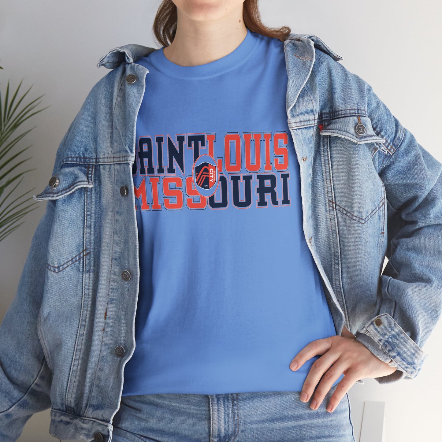 Saint Louis Missouri Tee in Blue and Red Font