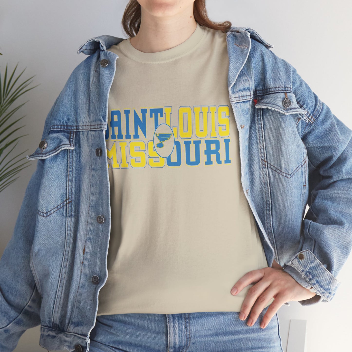 Saint Louis Missouri Tee in Blue & Gold Font