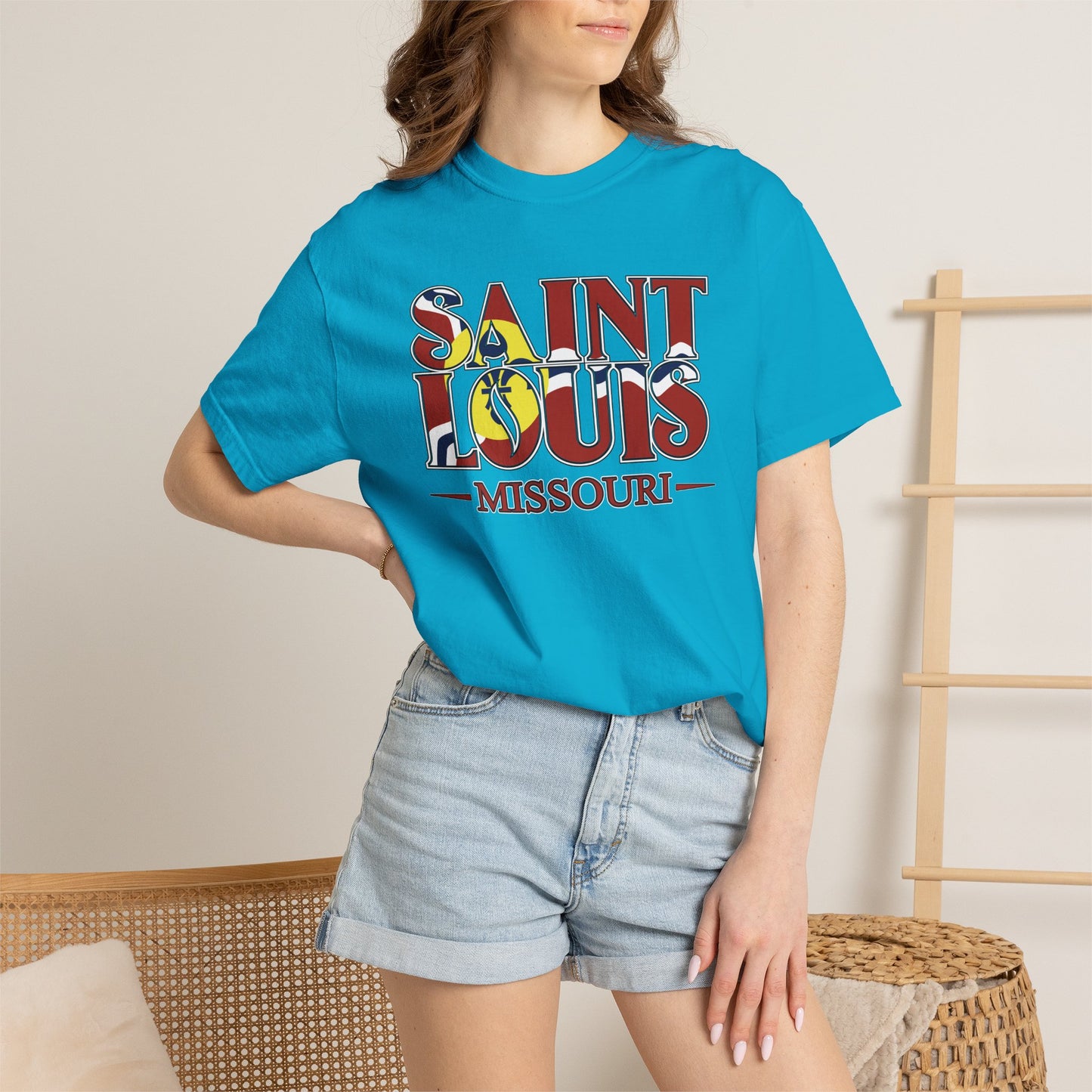 Saint Louis Missouri T-Shirt — Vintage St. Louis Flag Graphic Tee